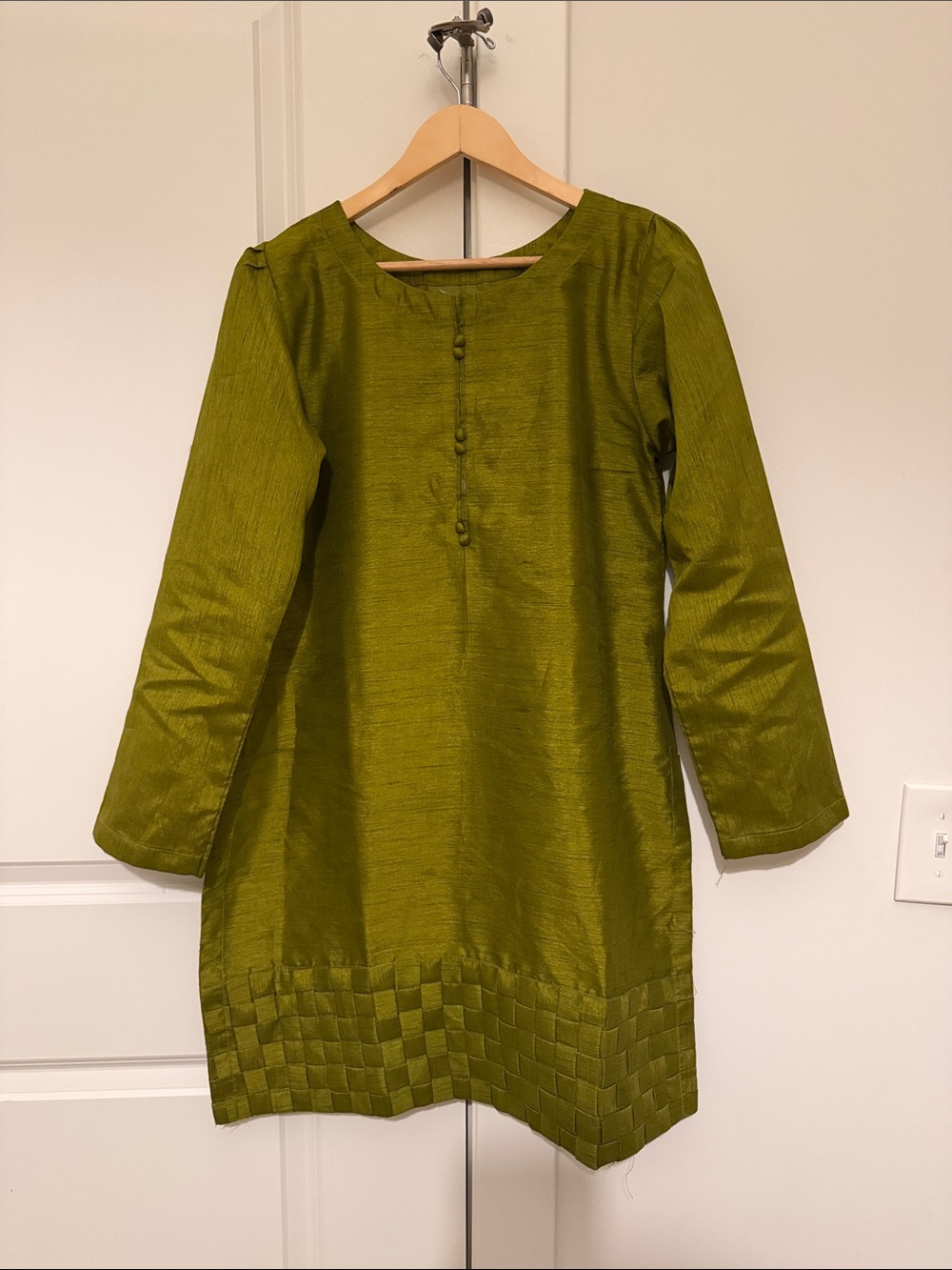 Women 3 piece Farshi shalwar Olive Green Long Sleeve raw silk